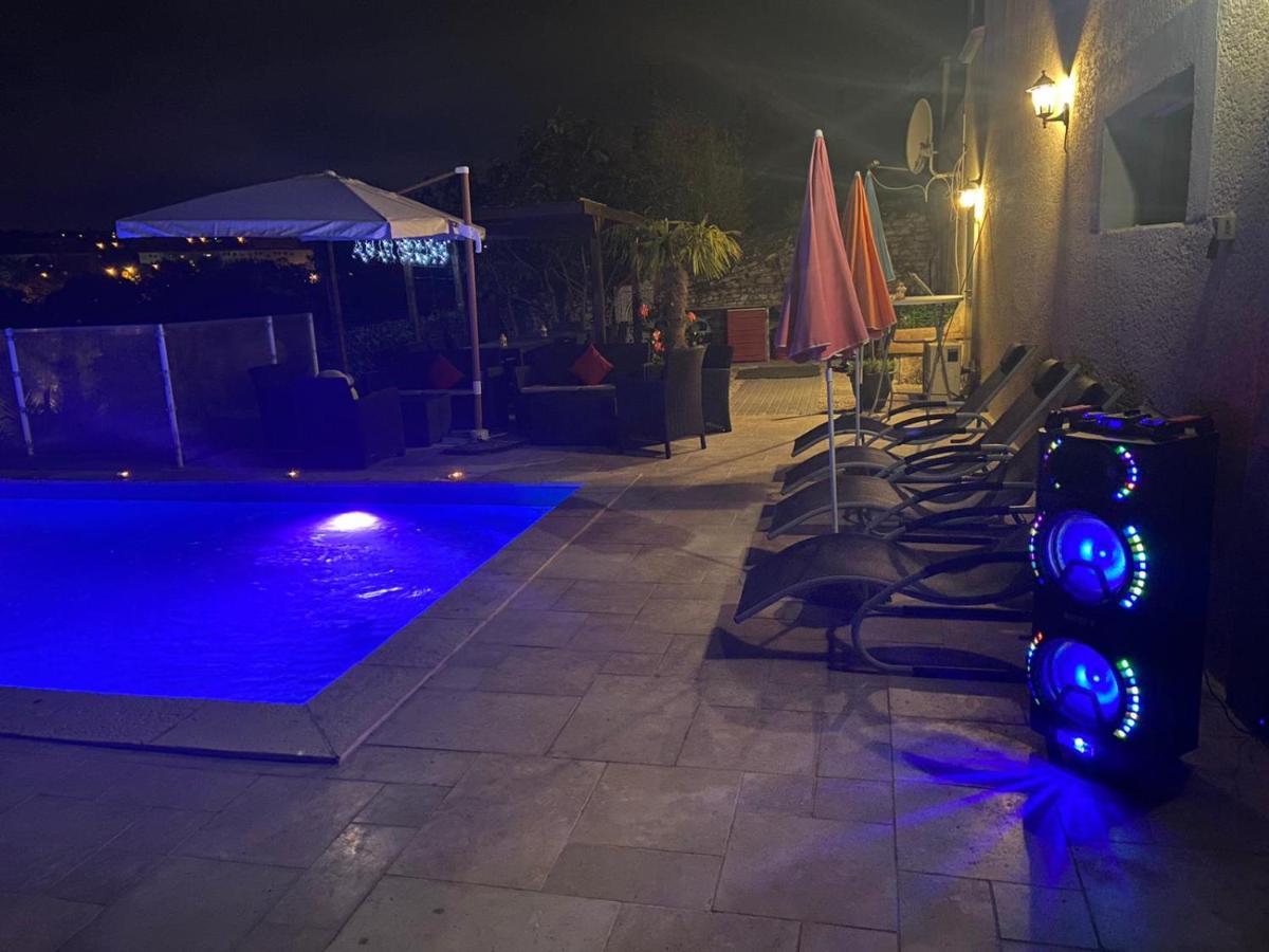 Magnifique Villa Avec Piscine Beaujolais Gleizé المظهر الخارجي الصورة